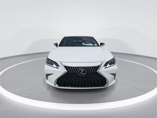 new 2025 Lexus ES 350 car, priced at $48,619