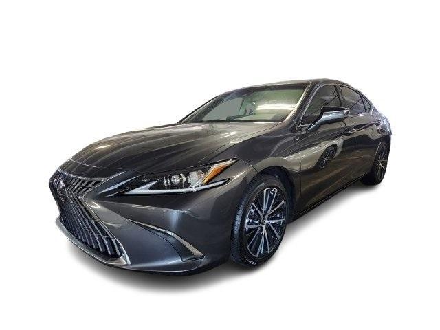 new 2025 Lexus ES 300h car, priced at $51,194