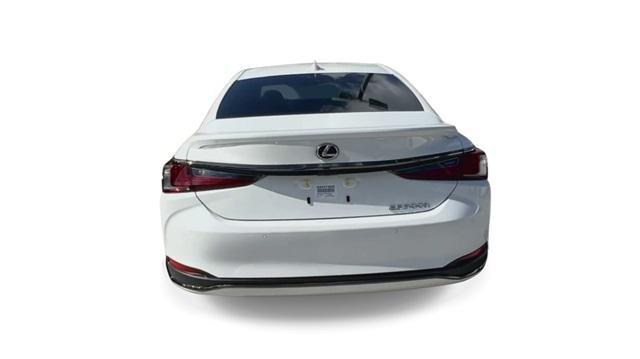 new 2024 Lexus ES 300h car, priced at $57,640