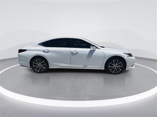 new 2024 Lexus ES 350 car, priced at $49,795