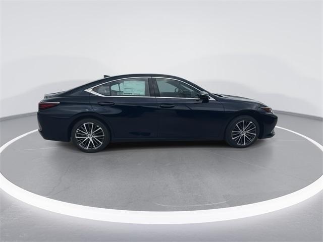 new 2025 Lexus ES 350 car, priced at $48,034