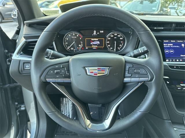 used 2023 Cadillac XT6 car, priced at $35,498