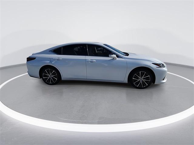 new 2025 Lexus ES 350 car, priced at $48,534