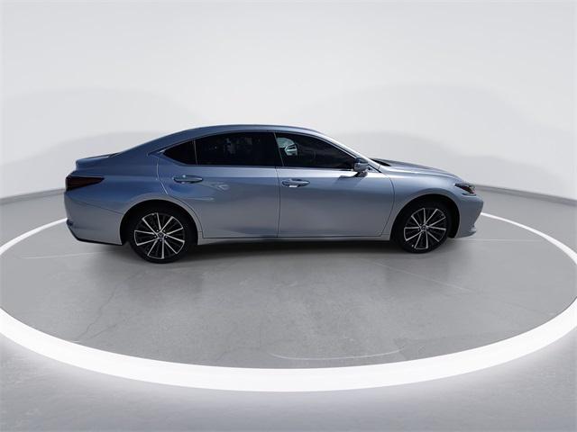 new 2025 Lexus ES 350 car, priced at $50,374