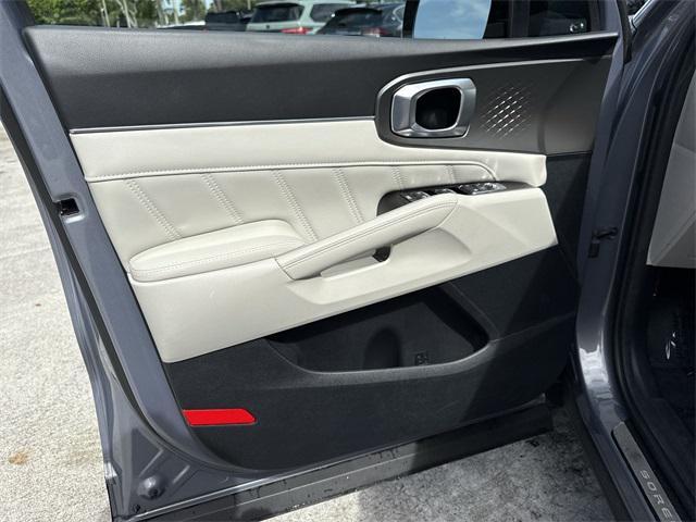 used 2023 Kia Sorento car, priced at $30,998