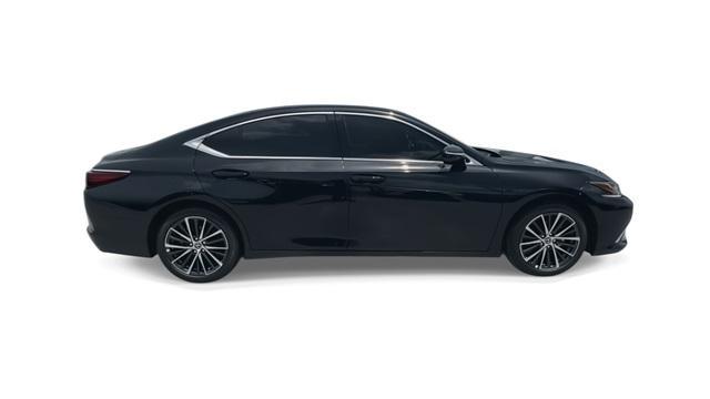 new 2025 Lexus ES 350 car, priced at $48,034