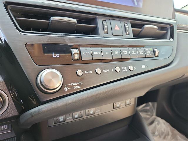new 2025 Lexus ES 350 car, priced at $48,864