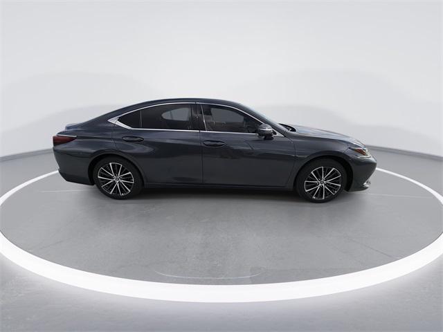 new 2025 Lexus ES 350 car, priced at $48,864