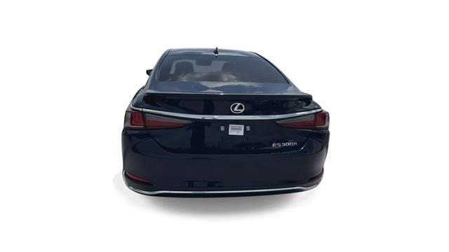 new 2025 Lexus ES 300h car, priced at $50,694