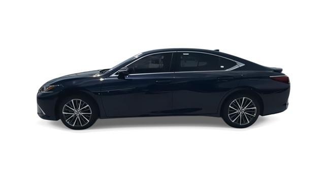 new 2025 Lexus ES 300h car, priced at $50,694