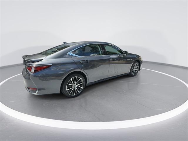 used 2024 Lexus ES 300h car, priced at $42,498