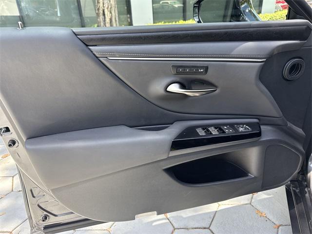 used 2024 Lexus ES 300h car, priced at $42,498