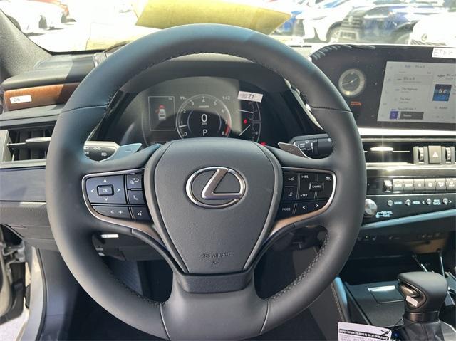 new 2025 Lexus ES 350 car, priced at $48,034