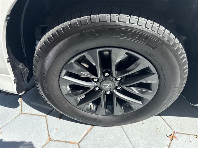 used 2023 Lexus GX 460 car, priced at $56,998