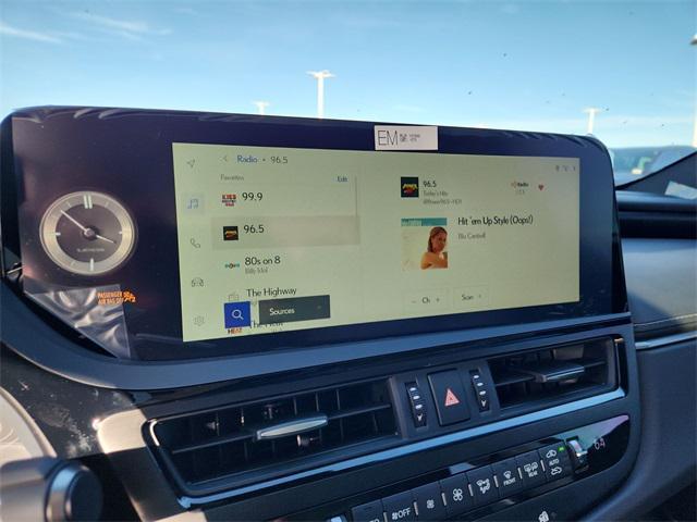 new 2025 Lexus ES 350 car, priced at $50,094