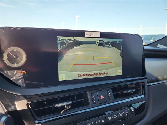 new 2025 Lexus ES 350 car, priced at $50,094