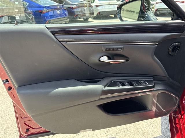 used 2021 Lexus ES 350 car, priced at $32,498