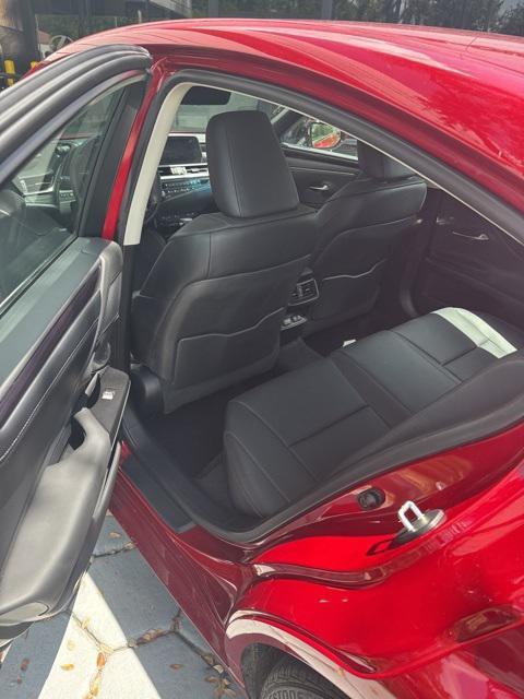 used 2021 Lexus ES 350 car, priced at $32,998