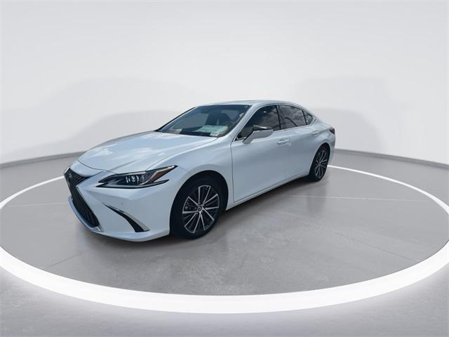 new 2025 Lexus ES 350 car, priced at $48,534