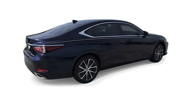 new 2025 Lexus ES 350 car, priced at $48,034