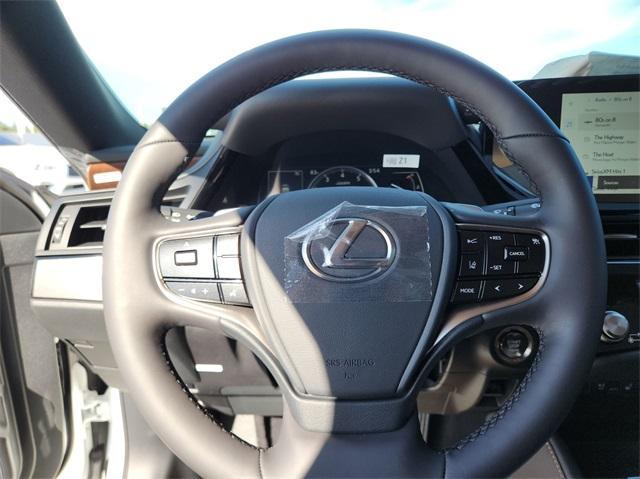 new 2025 Lexus ES 350 car, priced at $50,374