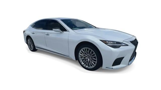 new 2024 Lexus LS 500 car, priced at $83,365