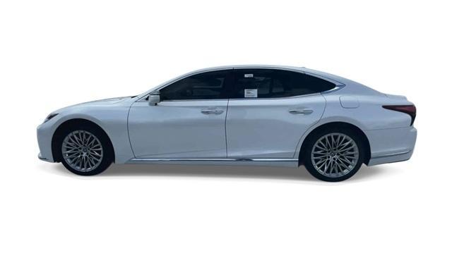 new 2024 Lexus LS 500 car, priced at $83,365