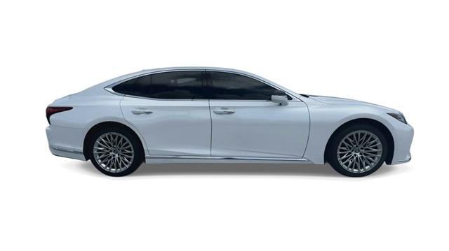 new 2024 Lexus LS 500 car, priced at $83,365