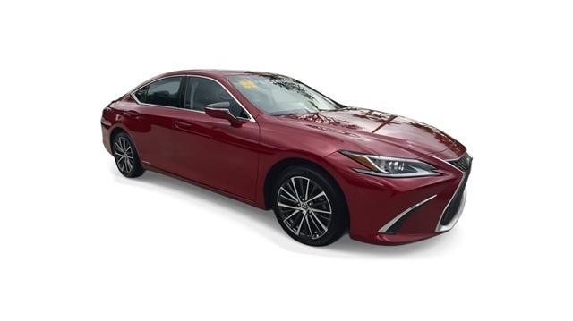 used 2022 Lexus ES 300h car, priced at $37,898