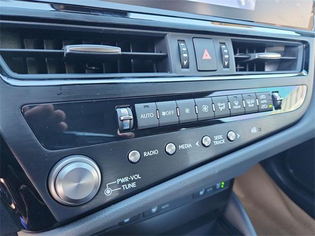 new 2025 Lexus ES 350 car, priced at $48,264