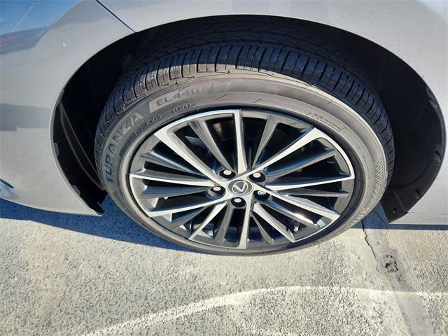 new 2025 Lexus ES 350 car, priced at $48,264