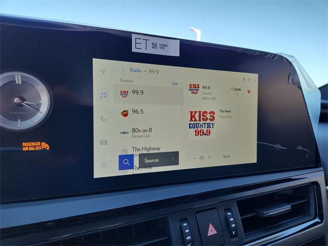 new 2025 Lexus ES 350 car, priced at $48,264