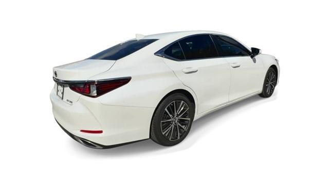 new 2024 Lexus ES 350 car, priced at $48,980