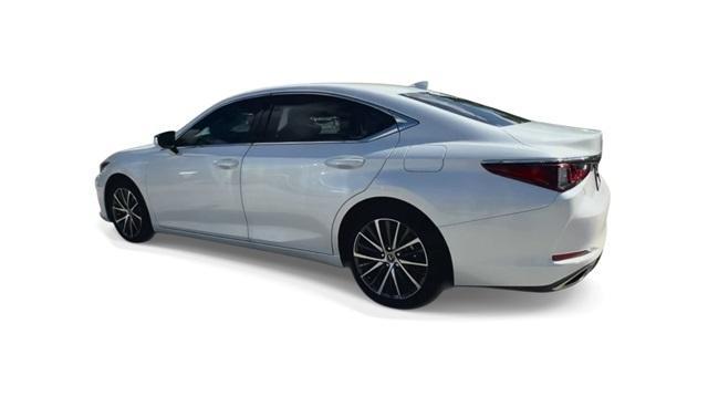 new 2024 Lexus ES 350 car, priced at $48,980