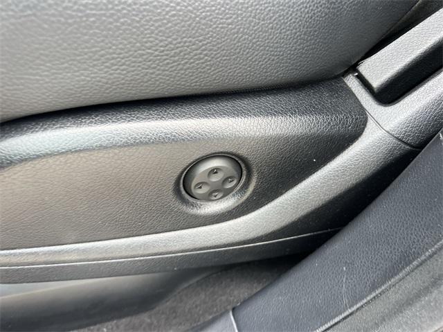 used 2015 Mercedes-Benz M-Class car, priced at $16,498