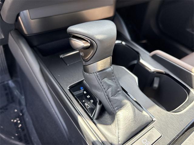 used 2023 Lexus ES 350 car, priced at $34,998