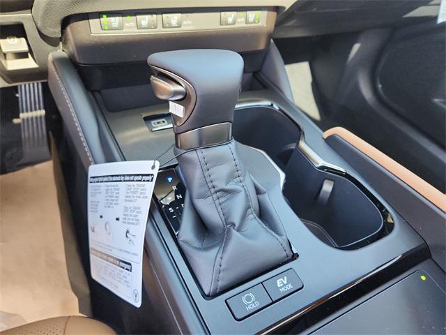 new 2025 Lexus ES 300h car, priced at $51,194