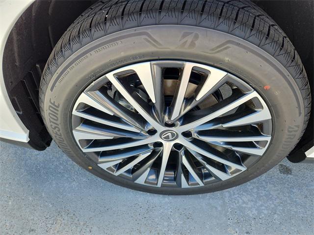 new 2025 Lexus RX 350 car, priced at $59,149
