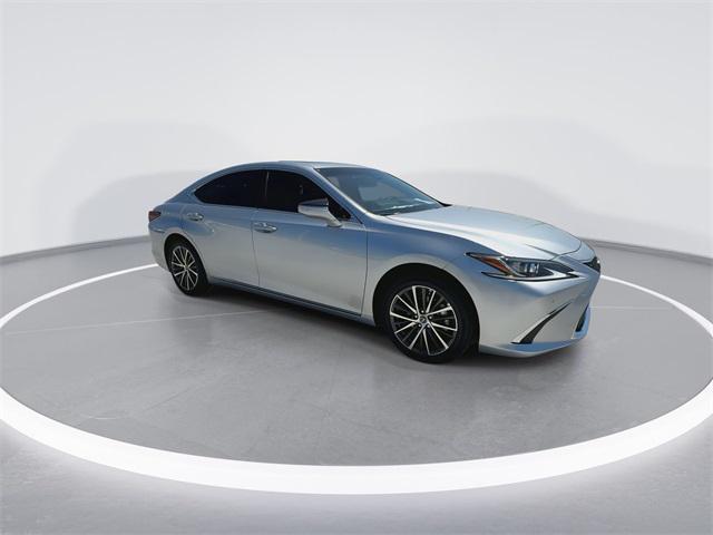 new 2025 Lexus ES 350 car, priced at $48,534