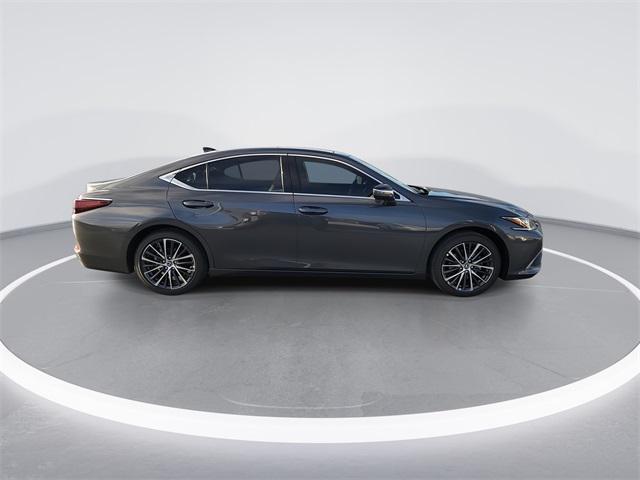 new 2025 Lexus ES 350 car, priced at $50,594