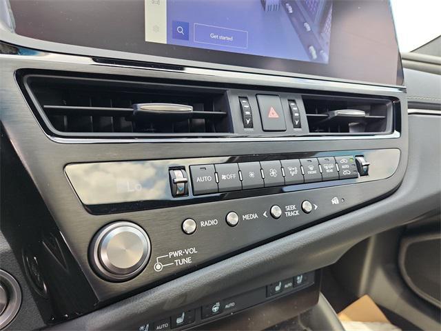new 2025 Lexus ES 350 car, priced at $48,534