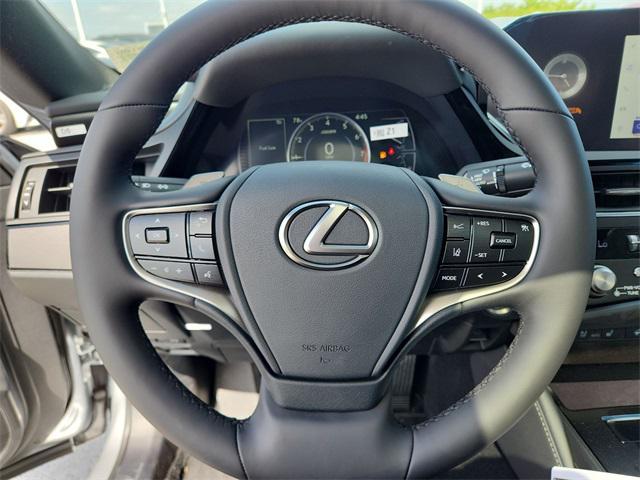 new 2025 Lexus ES 350 car, priced at $48,534