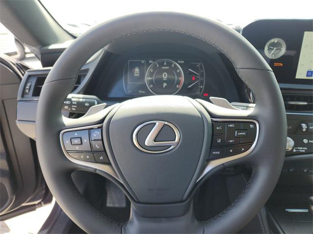 new 2025 Lexus ES 350 car, priced at $48,230