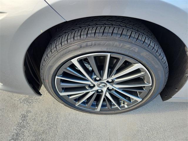 new 2025 Lexus ES 350 car, priced at $48,864