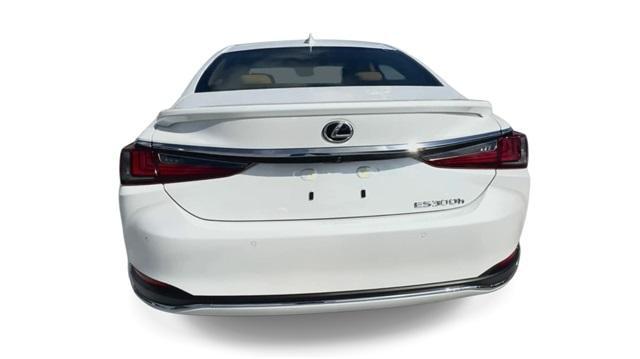 new 2024 Lexus ES 300h car, priced at $51,165