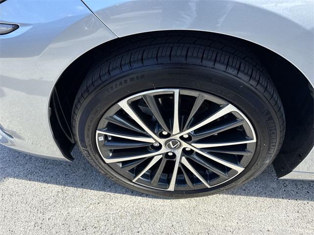 used 2025 Lexus ES 350 car, priced at $42,898