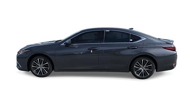 new 2024 Lexus ES 300h car, priced at $51,165