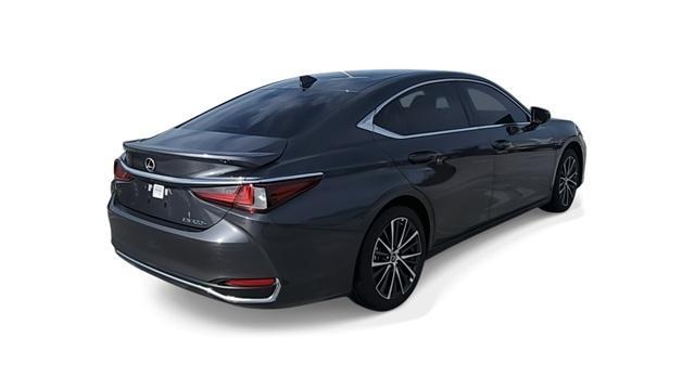 new 2024 Lexus ES 300h car, priced at $51,165