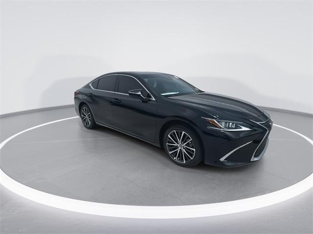 new 2025 Lexus ES 350 car, priced at $48,034