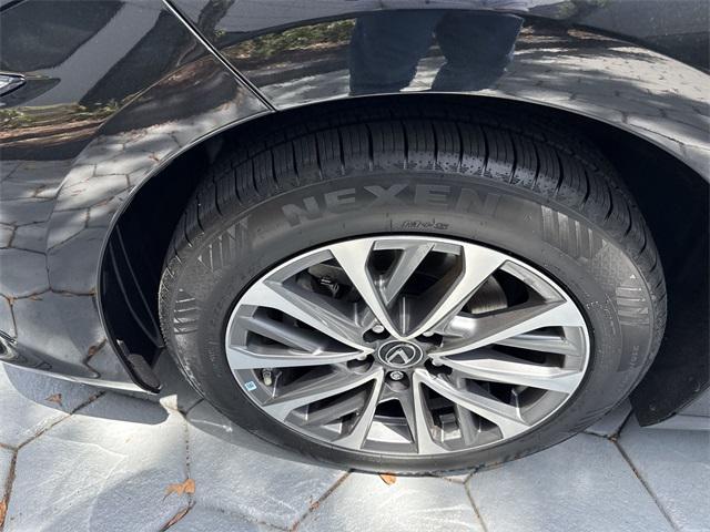 used 2023 Lexus ES 350 car, priced at $35,498